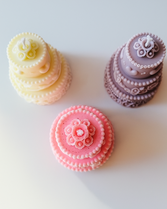 THREE LAYERED CAKE CANDLE