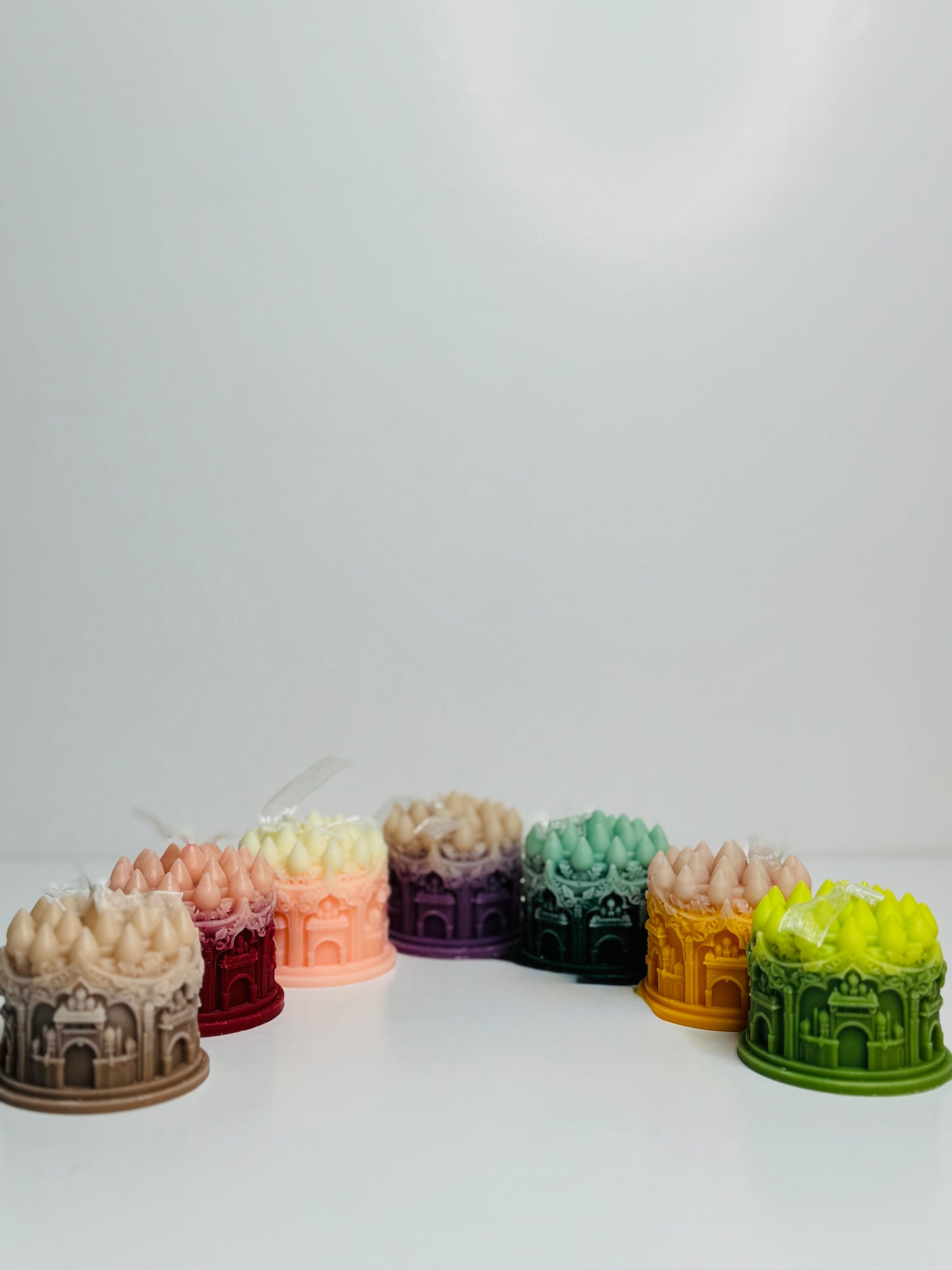 CROWN OF COLORS CANDLE